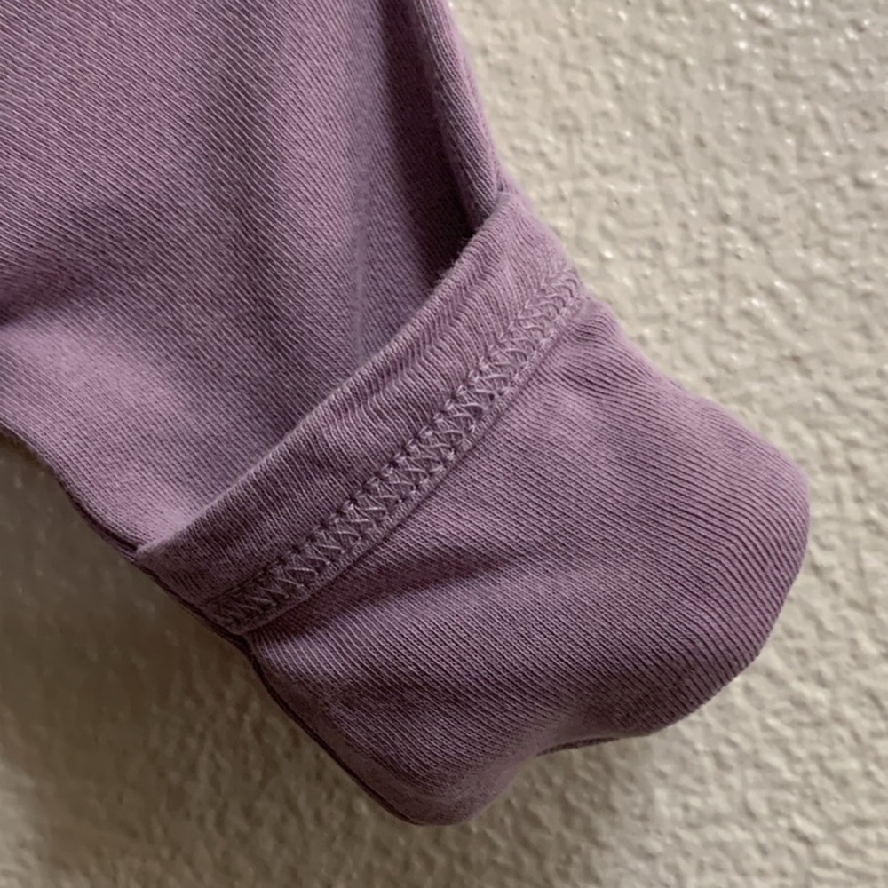 Kate Quinn Purple Organic Cotton Ruffled Footie Pajamas Size 0-3 Months - Picture 7 of 7
